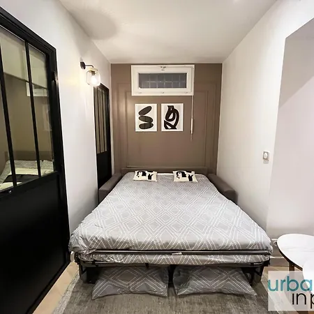 Urban Flat 178 - Cosy 2 Bedroom In Center Of Apartment *