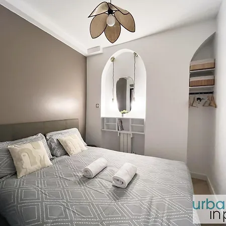 Apartment Urban Flat 178 - Cosy 2 Bedroom In Center Of Paris
